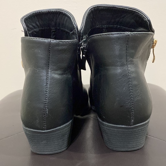 Top Moda Women’s Western Faux Leather Ankle Bootie, Sz 8.5 Medium - Picture 4 of 9